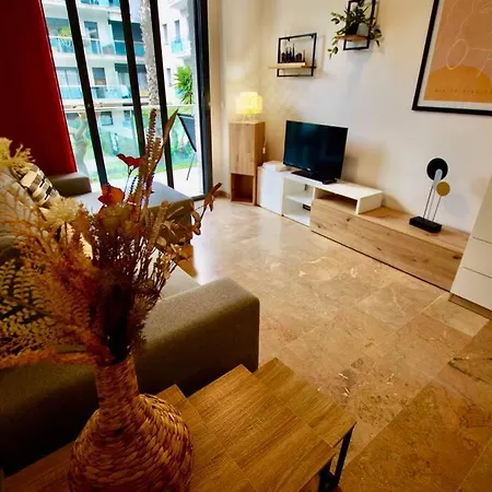 V&v Lloret-apartamento Fenals Exclusivo 6pax Totalmente Renovado Con Piscina, Gimnasio, Parking Y Area Infantil Льорет-де-Мар