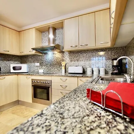 V&v Lloret-apartamento Fenals Exclusivo 6pax Totalmente Renovado Con Piscina, Gimnasio, Parking Y Area Infantil Appartement