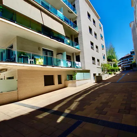 V&v Lloret-apartamento Fenals Exclusivo 6pax Totalmente Renovado Con Piscina, Gimnasio, Parking Y Area Infantil Appartement