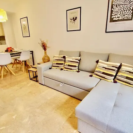 V&v Lloret-apartamento Fenals Exclusivo 6pax Totalmente Renovado Con Piscina, Gimnasio, Parking Y Area Infantil リョレート・デ・マル